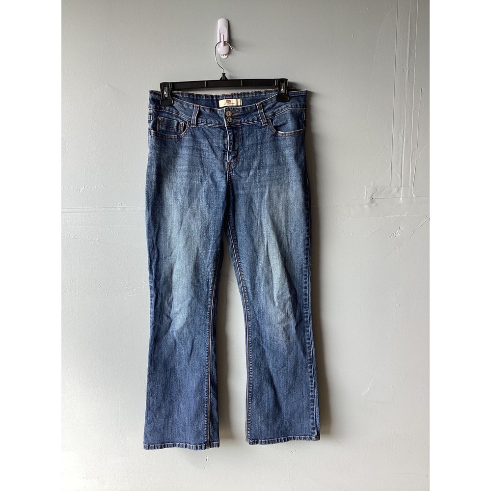 Levis 526 Slender Bootcut Jeans Medium Wash Blue Double Button Mid Rise Denim